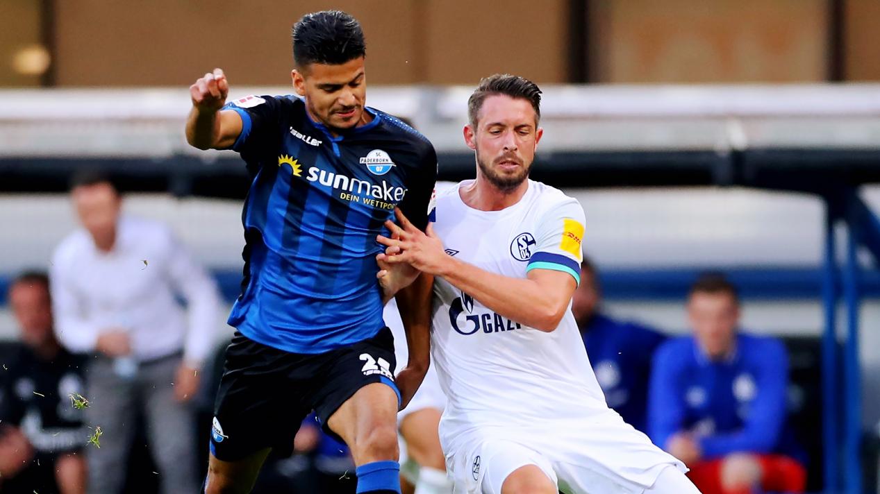 特鲁瓦主场击败里昂，赢得关键三分