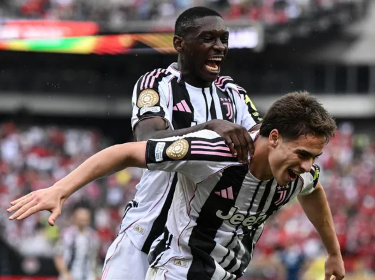 关于尤文图斯客场不敌对手，积分优势被缩小的信息