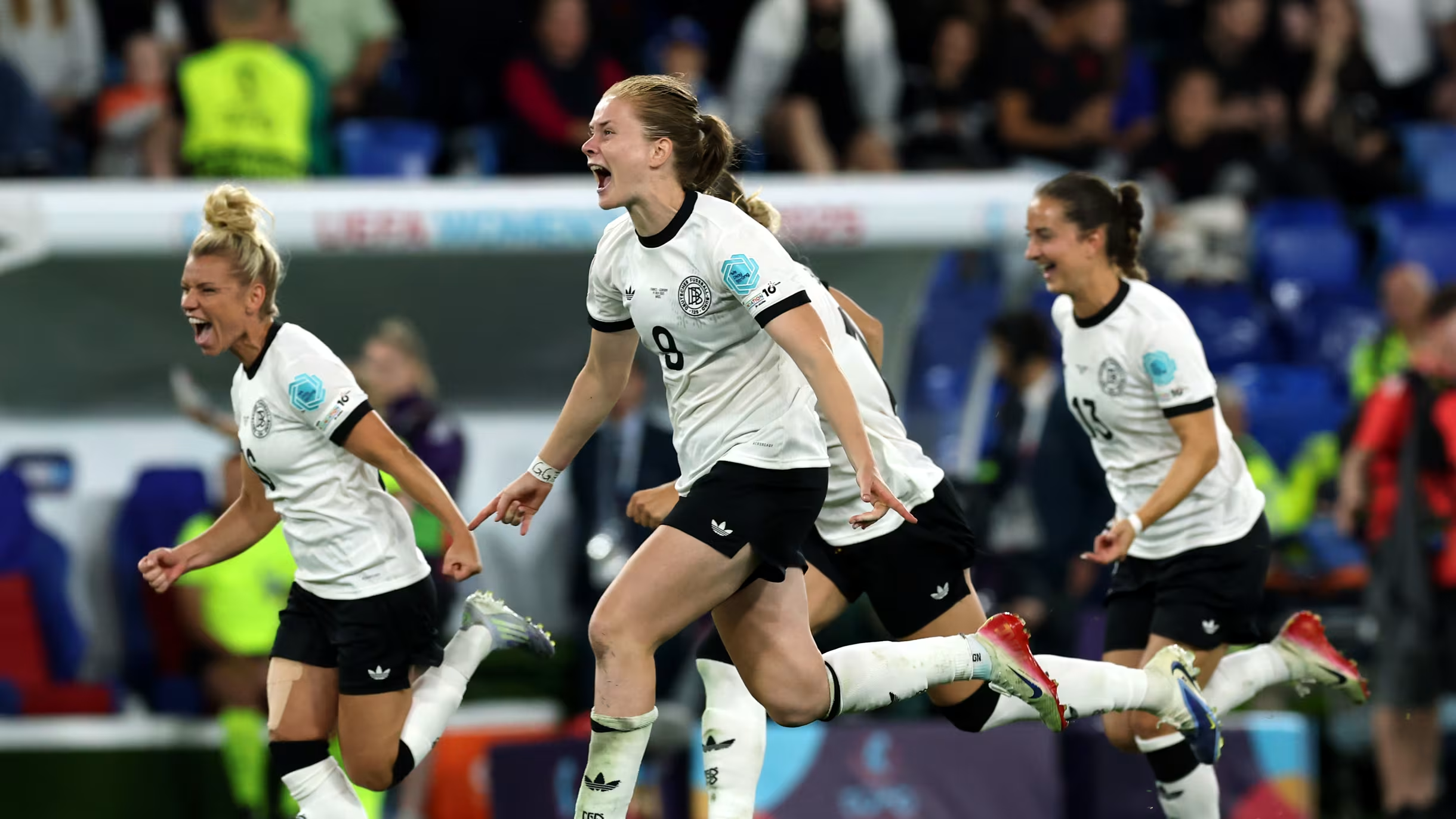 德国队实现逆转，晋级欧预赛半决赛的简单介绍