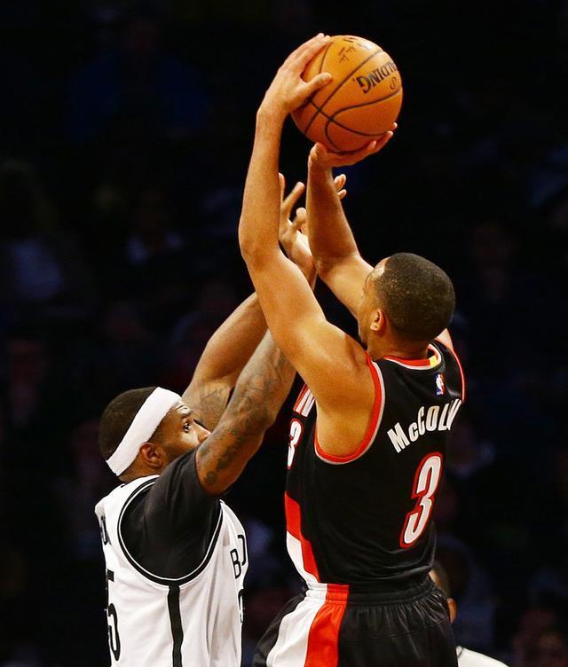 包含青岛队完胜天津队,麦科勒姆点燃赛场的词条 包含青岛队完胜天津队,麦科勒姆点燃赛场的词条