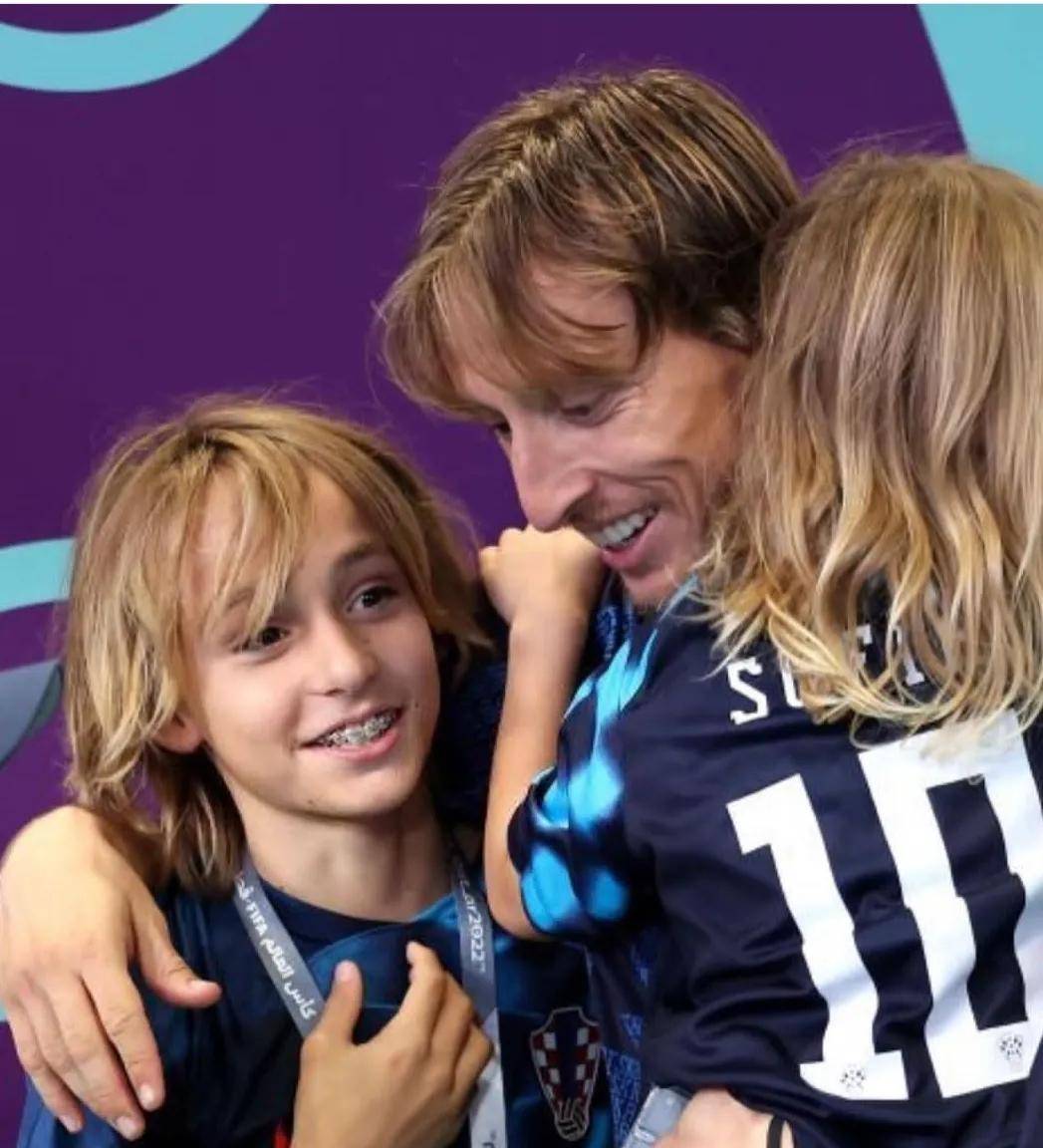 土耳其鏖战利物浦，莫德里奇带队取胜