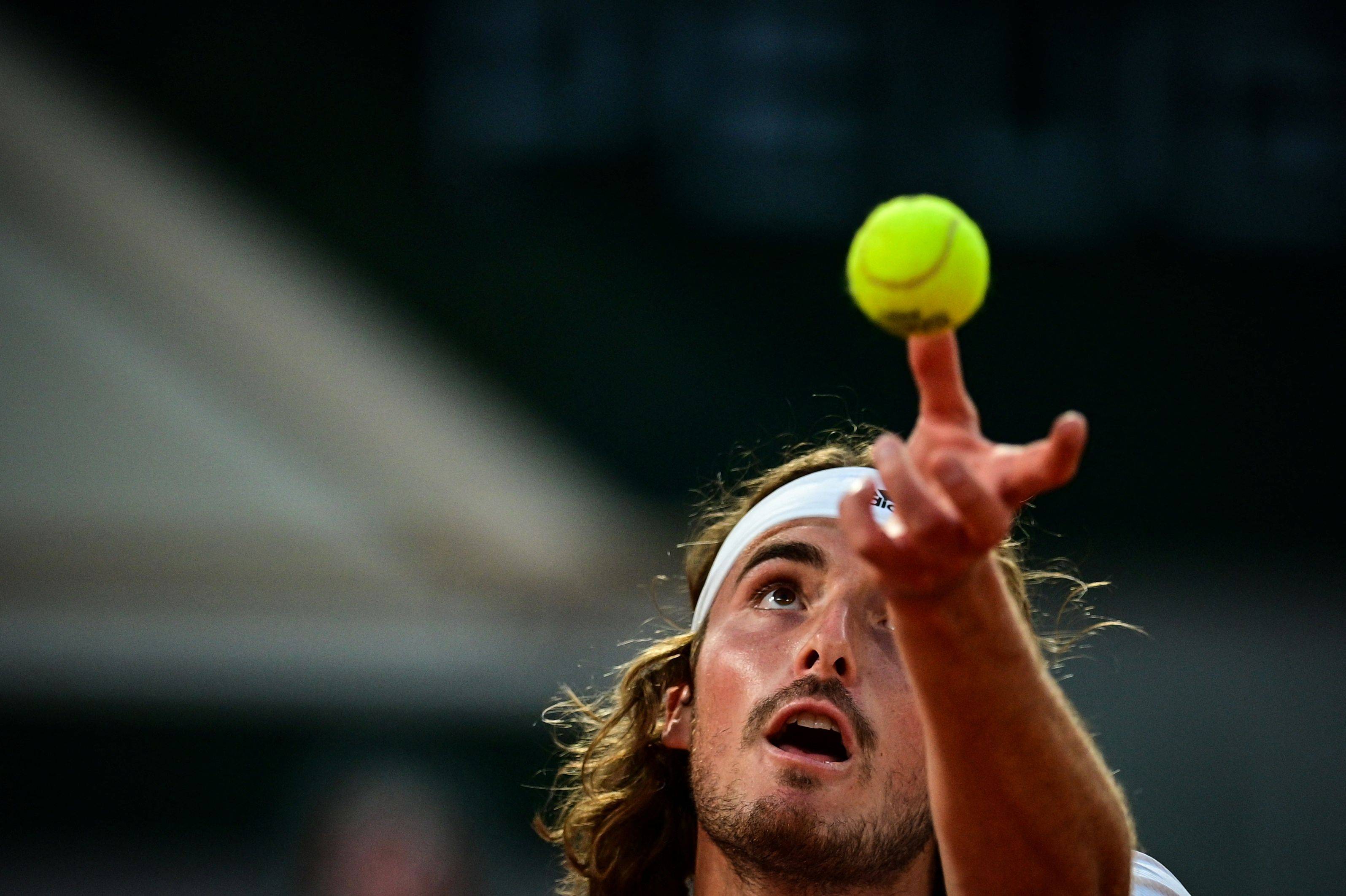 英国网球队鏖战欧洲网球队,西西帕斯打破历史纪录的简单介绍 英国网球队鏖战欧洲网球队,西西帕斯打破历史纪录的简单介绍