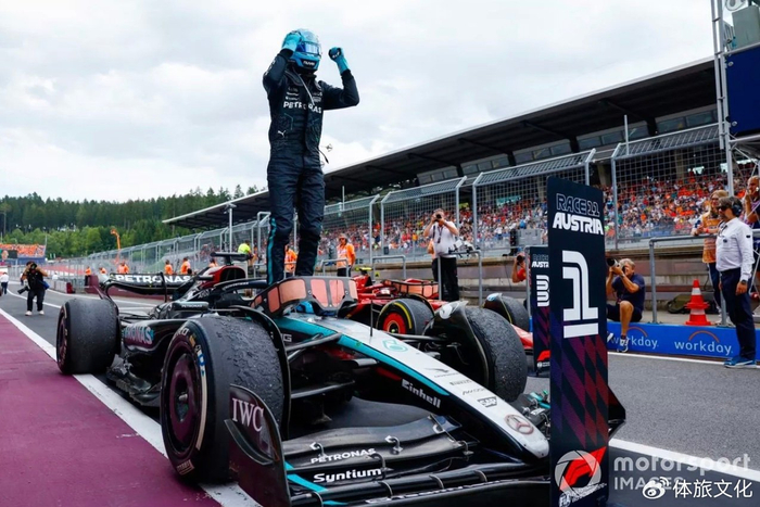 梅赛德斯险胜哈斯车队，塞恩斯惊艳四座的简单介绍