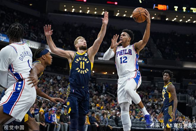 凯尔特人翻盘爵士,戈贝尔带队取胜 凯尔特人翻盘爵士,戈贝尔带队取胜