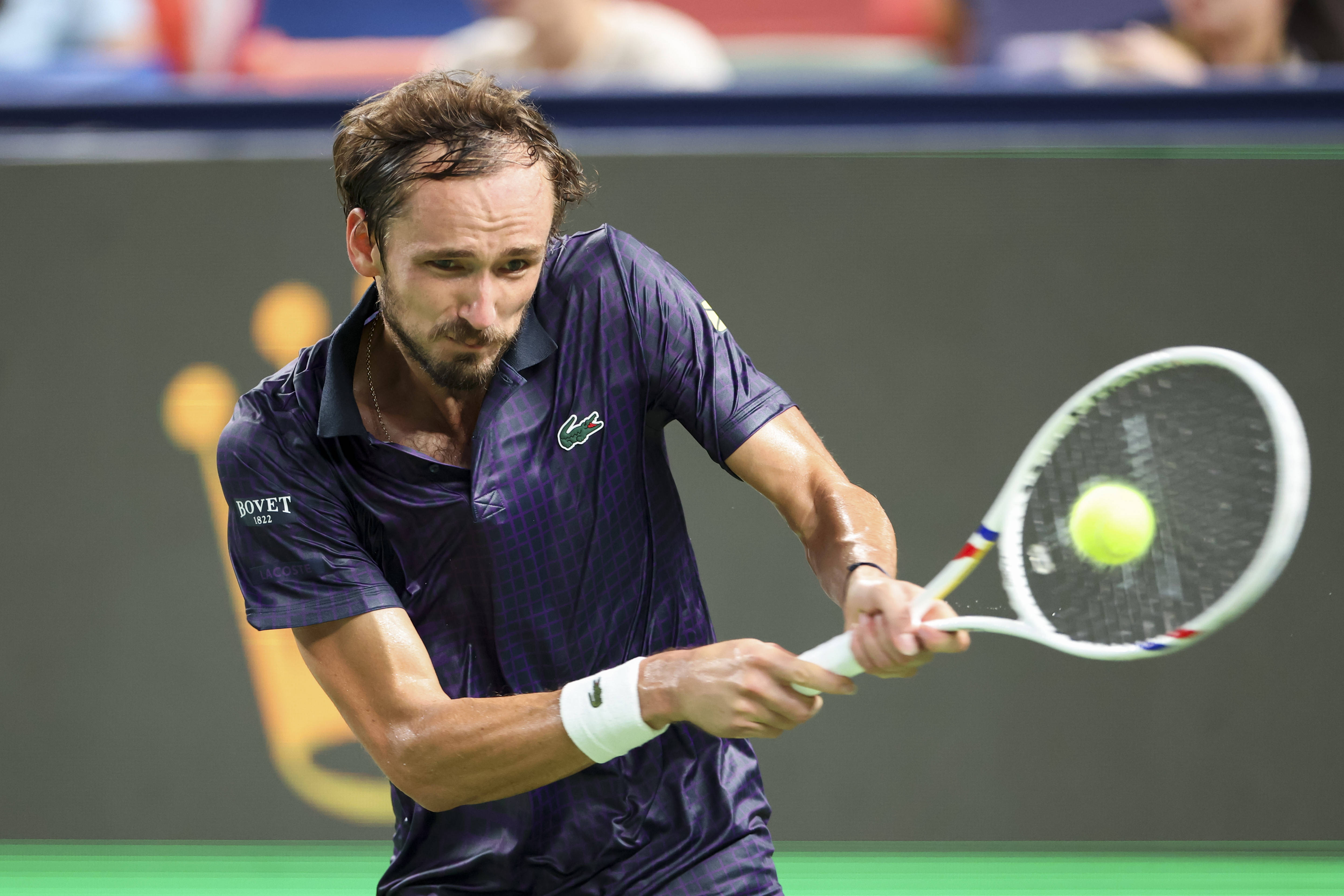 ATP总决赛险胜澳网，梅德韦杰夫高光表现