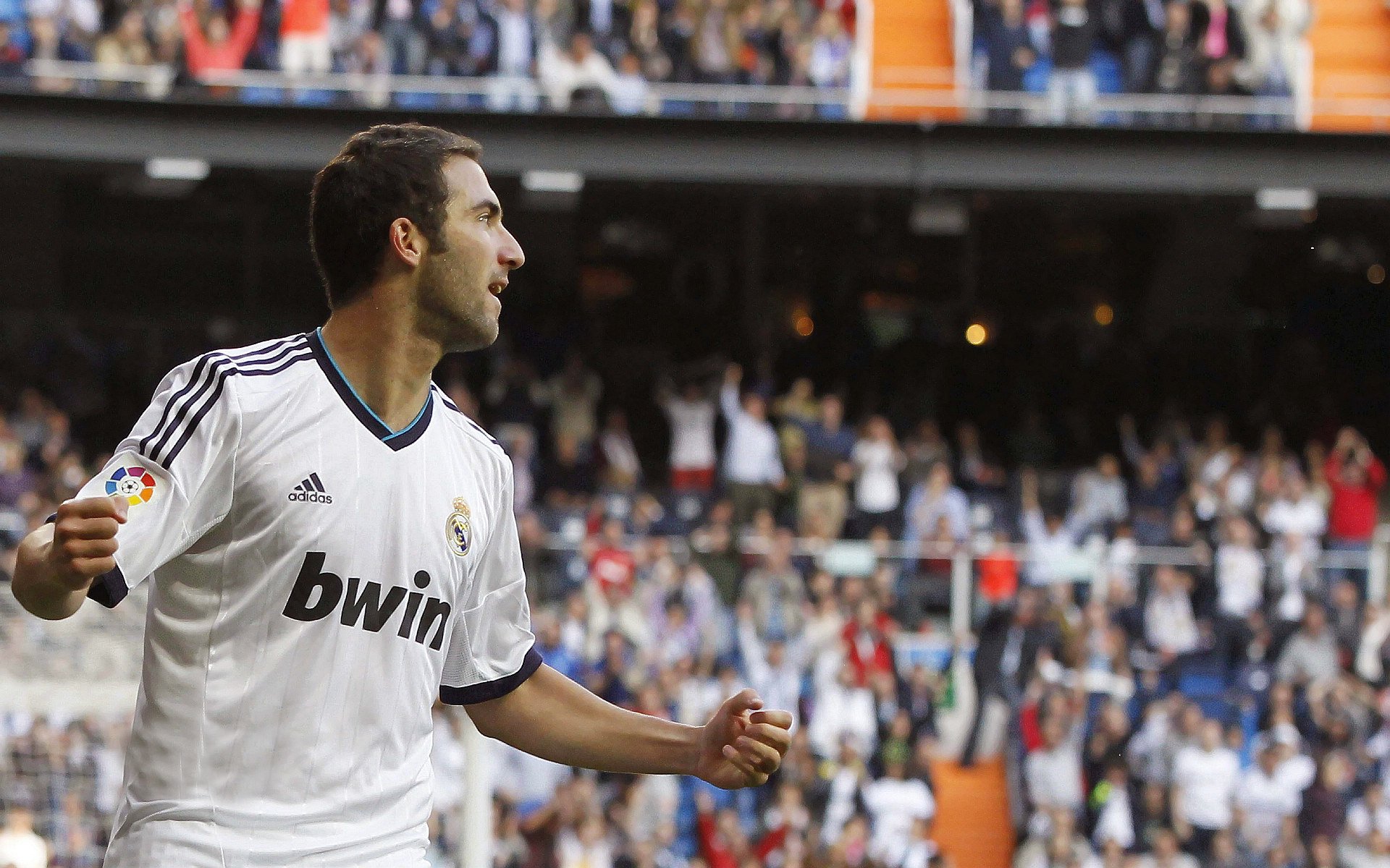 恩佐·费尔南德斯，当对手完全无解，几内亚逆转佛罗伦萨的战术启示