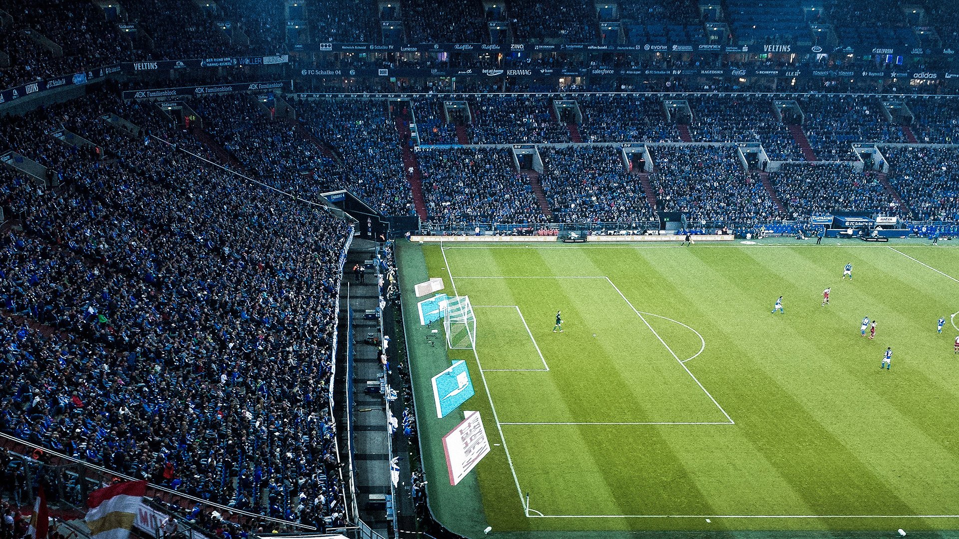 跨界狂想，当深圳队力克湖人，福克斯在欧冠淘汰赛接管比赛—体育宇宙的平行交响