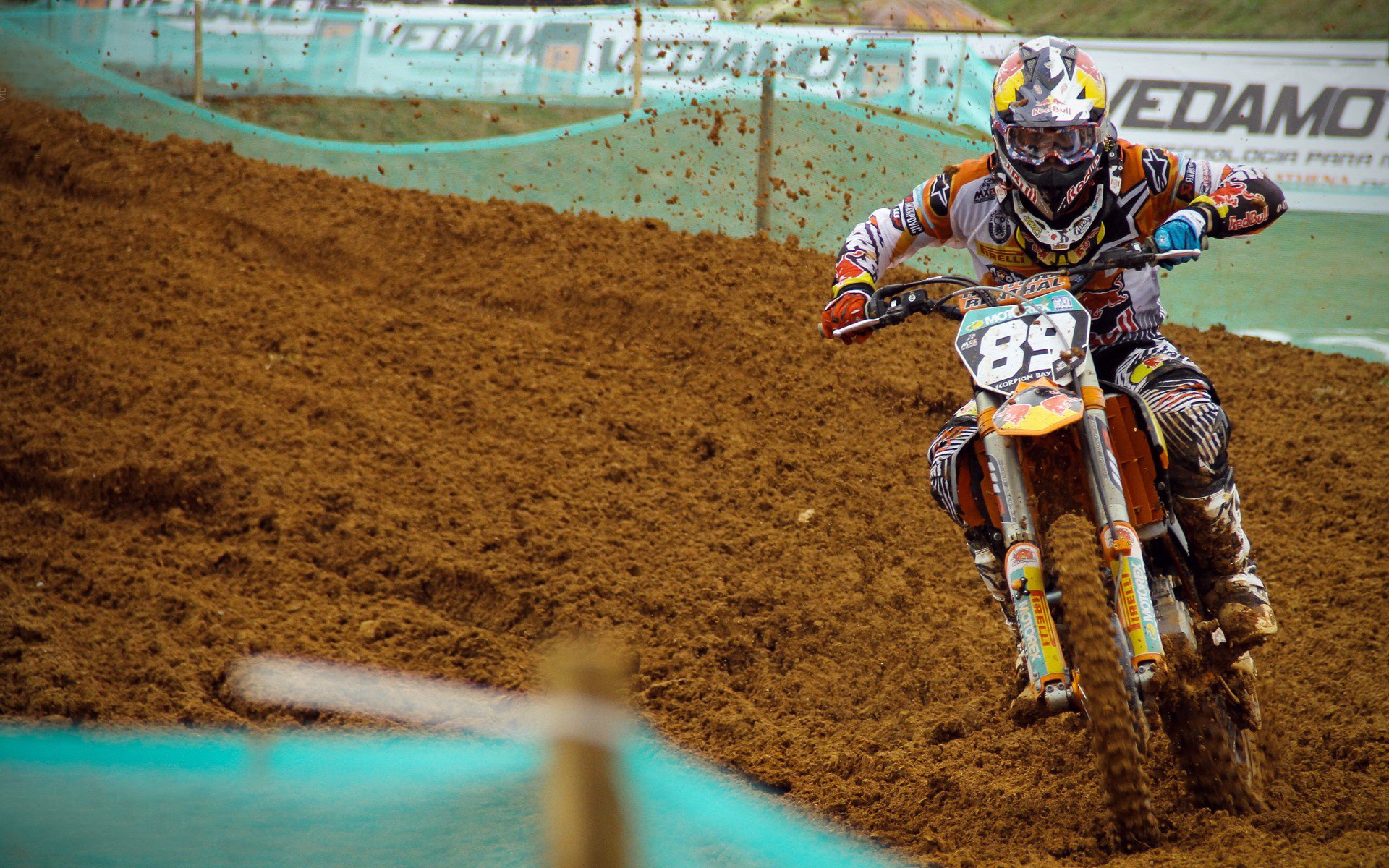 跨越虚拟与现实的篮球盛宴，年度湖广大战背后的体育新叙事